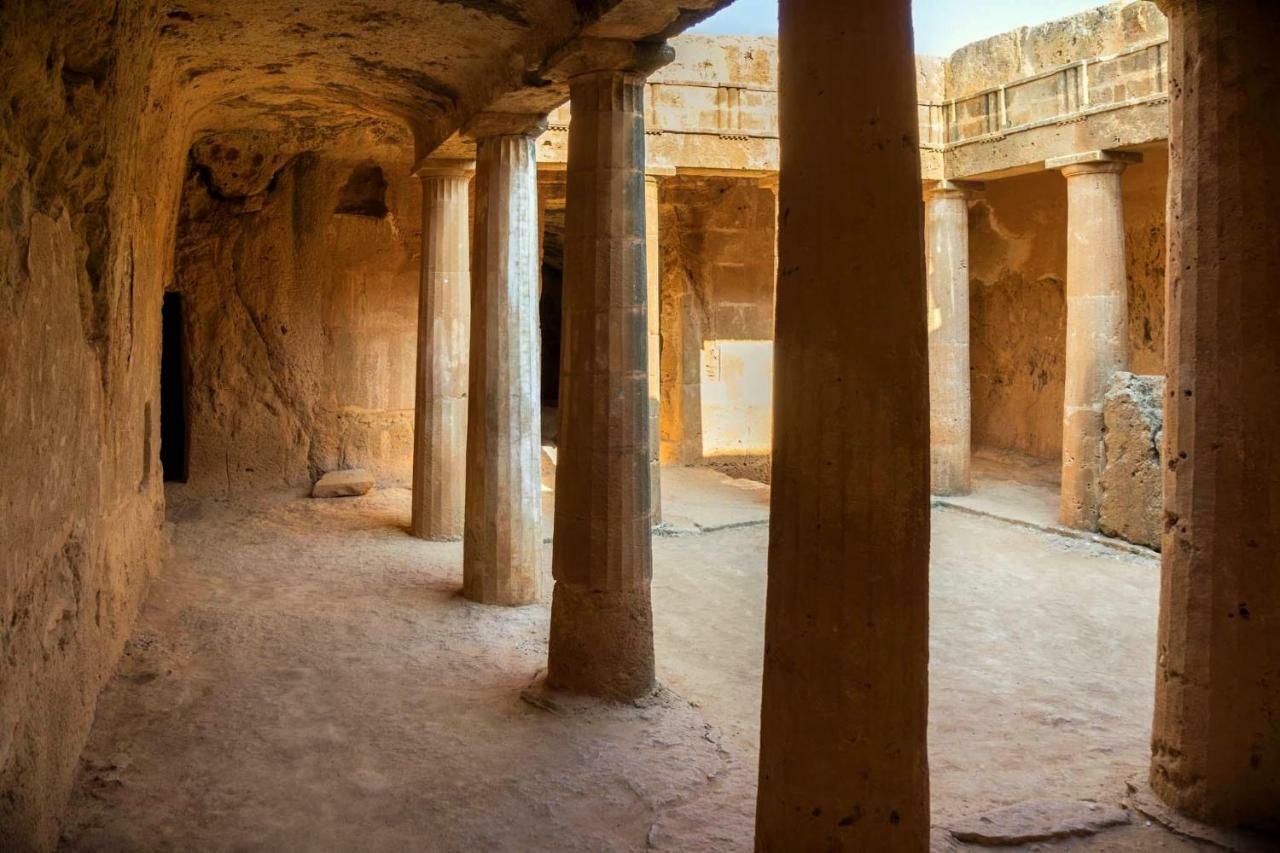 Kings Palace Indigo 109 Paphos Exteriör bild