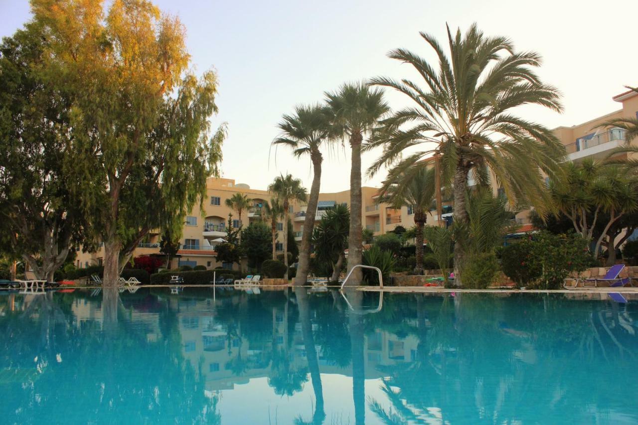 Kings Palace Indigo 109 Paphos Exteriör bild