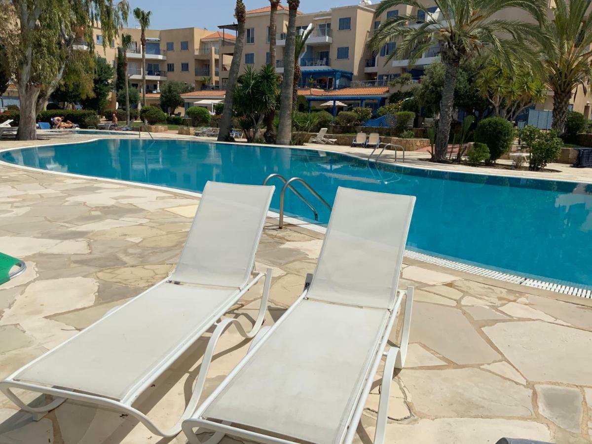 Kings Palace Indigo 109 Paphos Exteriör bild